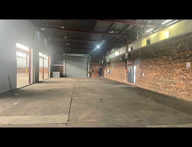 3,568M² WAREHOUSE TO LET IN PRETORIA INDUSTRIAL